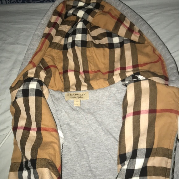 Burberry Hoodie - Picture 3 of 3